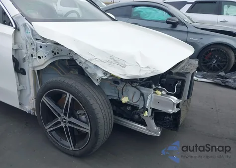 2021 Mercedes-Benz A 220 z USA, uszkodzony, nr VIN W1K3G4EB0MJ309192